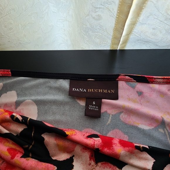 DANA BUCKHAM...BEAUTIFUL DRESS - Picture 4 of 5